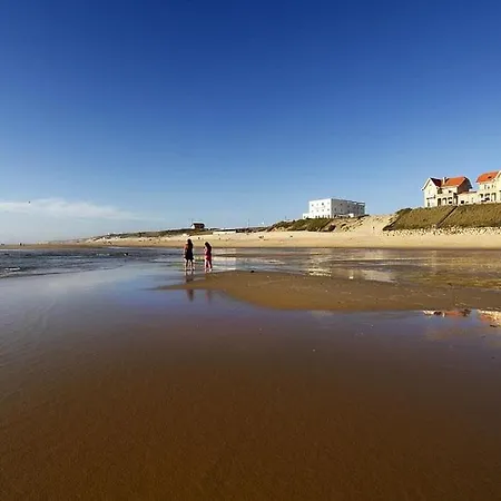 Plage 4 Personnes Classe 1 Etoile * Biscarrosse