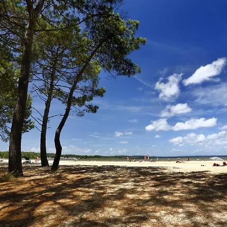 Plage 4 Personnes Classe 1 Etoile * Biscarrosse